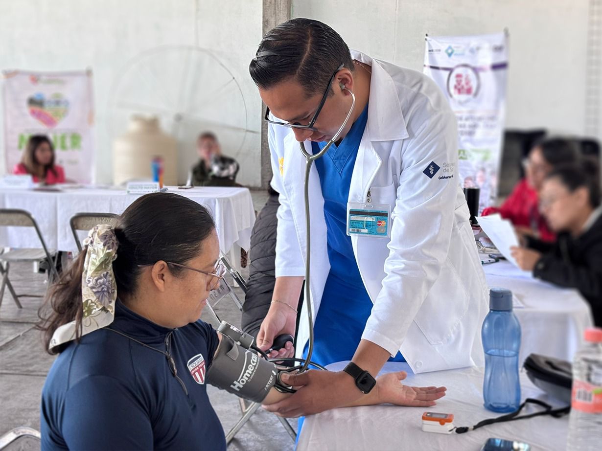 La Caravana de Salud y Servicios brinda atención directa a familias de El Carmen Xalpatlahuaya